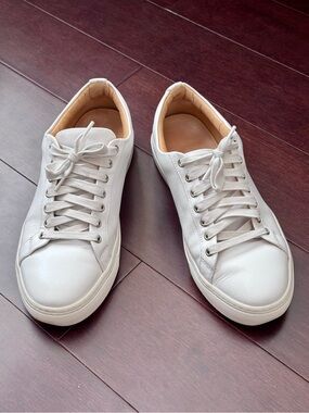 Classic White Men's Leather
Thursday Sneakers